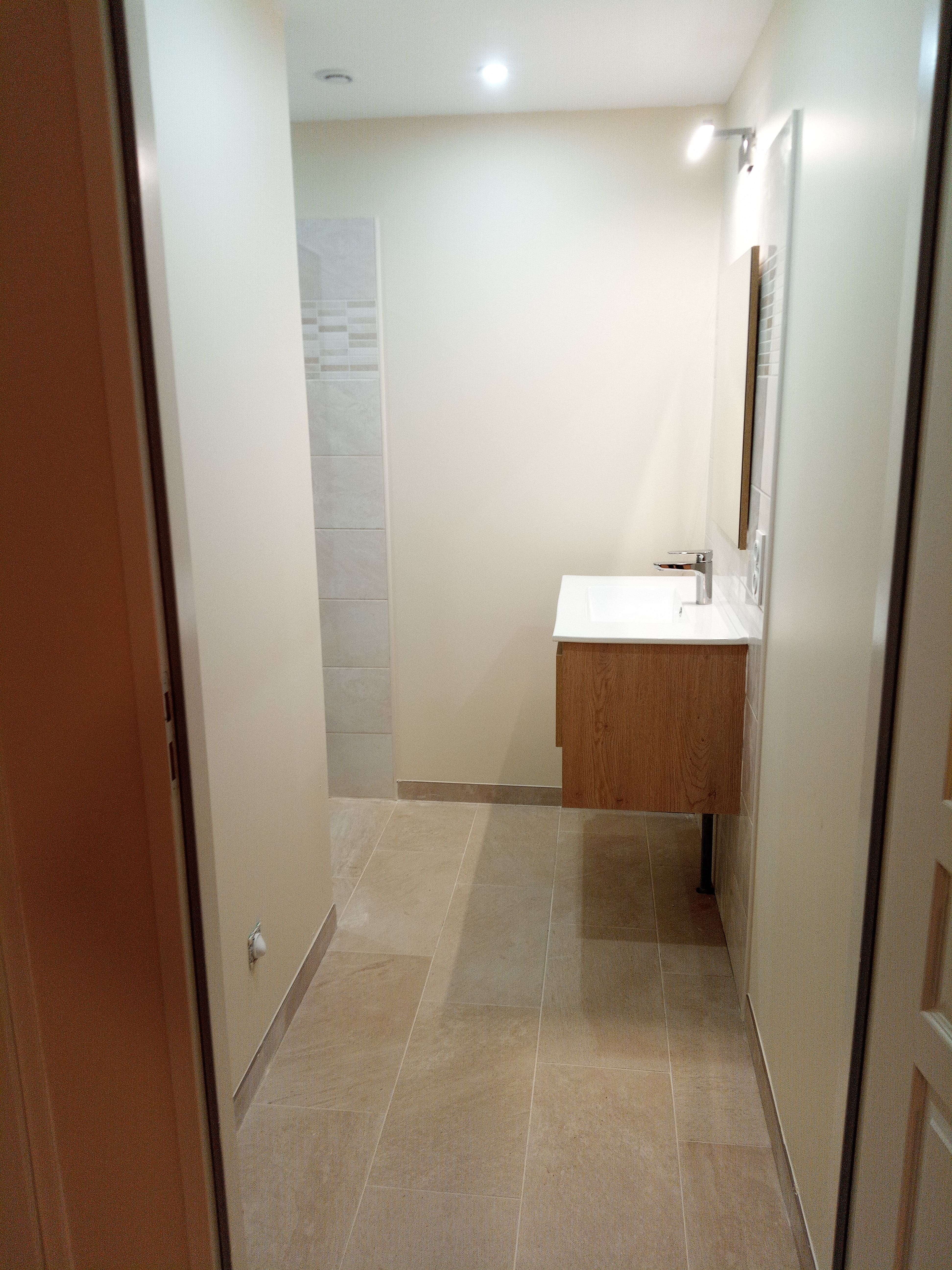 Aménagement intérieur bois artisanal