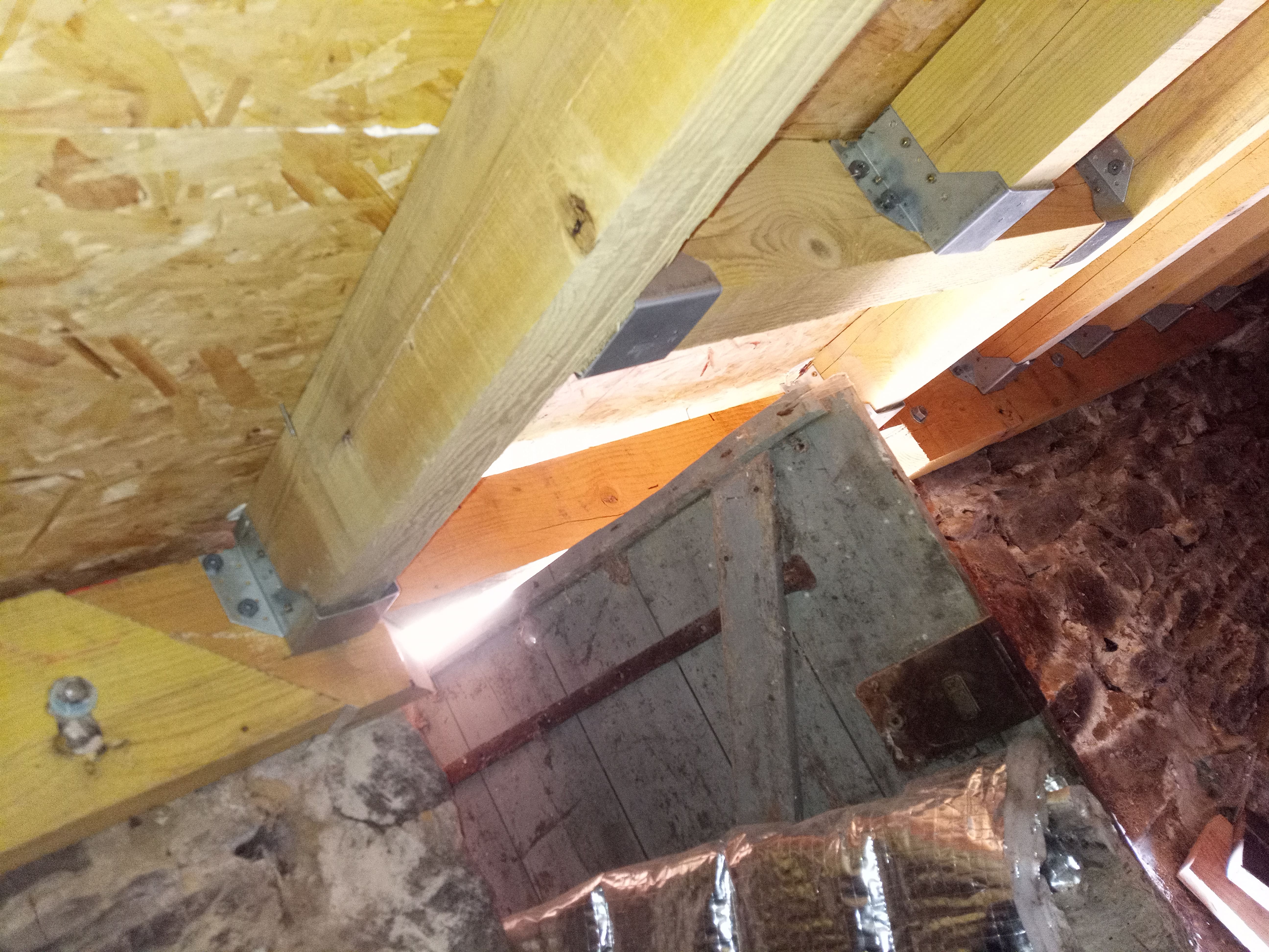 Pose de plancher bois par artisan menuisier